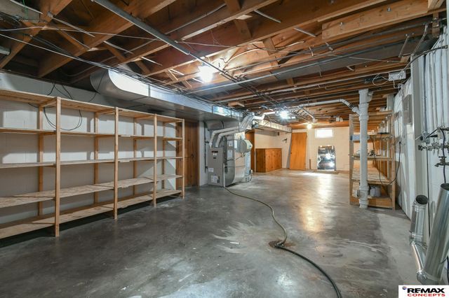 701 S Cotner Boulevard, Lincoln, NE 68510