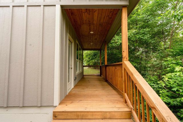 29 N Winkley Shoals Cove, Heber Springs, AR 72543