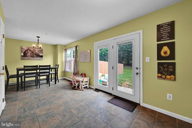 208 COUNTRY RIDGE DR, Red Lion, PA 17356