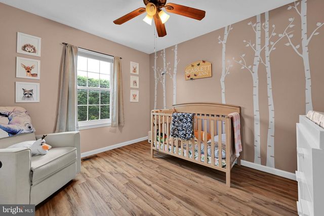 208 COUNTRY RIDGE DR, Red Lion, PA 17356