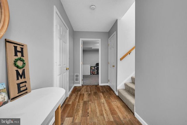 208 COUNTRY RIDGE DR, Red Lion, PA 17356