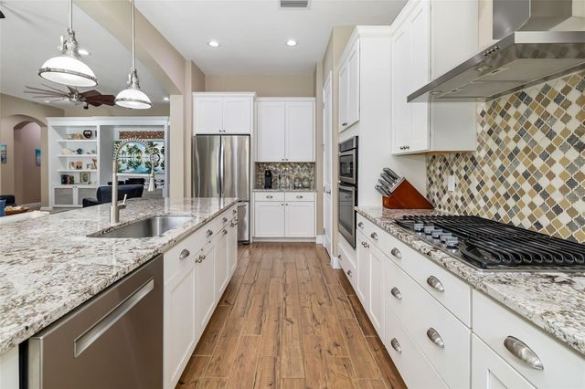 10107 CARNOUSTIE PLACE, Bradenton, FL 34211