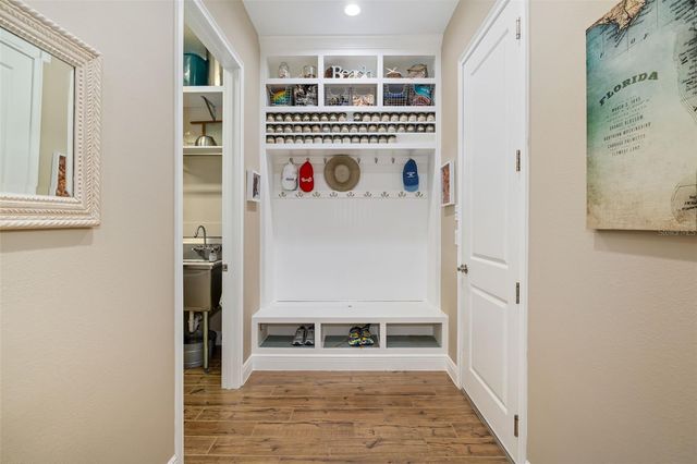 10107 CARNOUSTIE PLACE, Bradenton, FL 34211