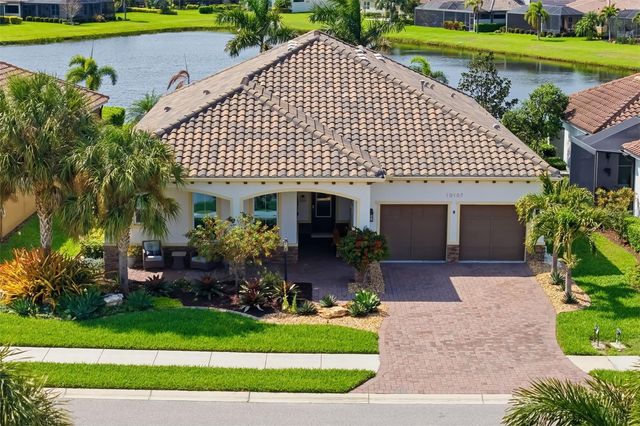 10107 CARNOUSTIE PLACE, Bradenton, FL 34211