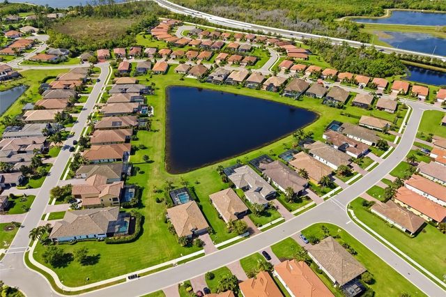 10107 CARNOUSTIE PLACE, Bradenton, FL 34211