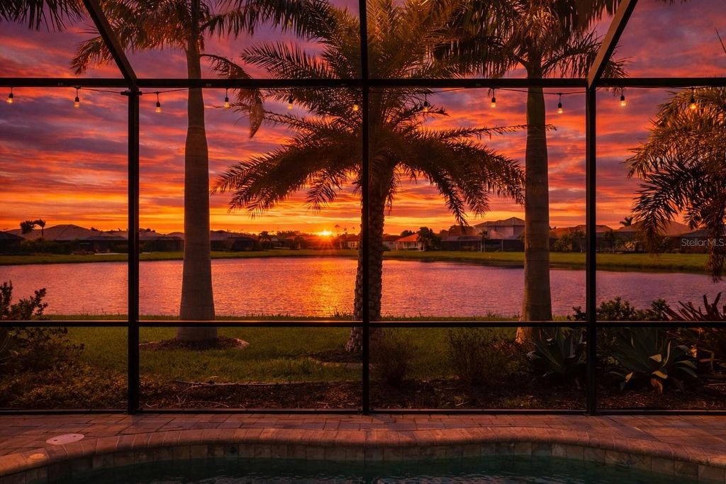 Image 28 of property listing at 10107 CARNOUSTIE PLACE, Bradenton, FL 34211