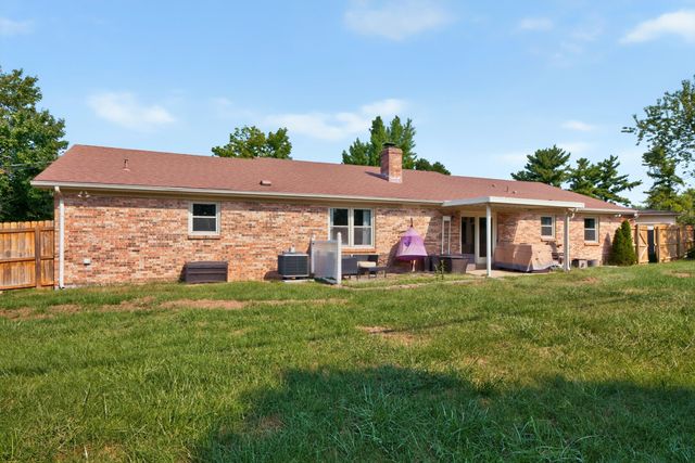 2120 Paige Court, Lexington, KY 40502