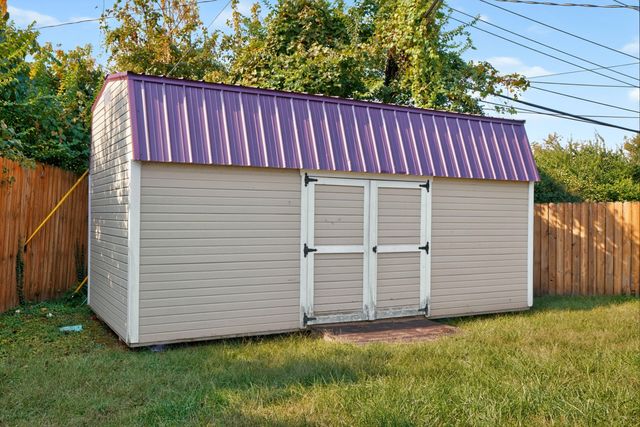 2120 Paige Court, Lexington, KY 40502