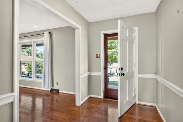 2120 Paige Court, Lexington, KY 40502