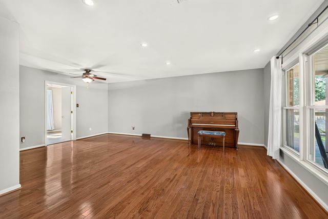 2120 Paige Court, Lexington, KY 40502
