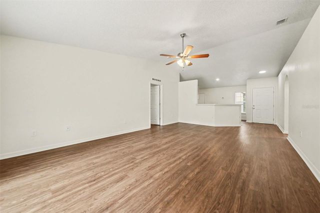 909 BRISTLE CONE COURT, Minneola, FL 34715