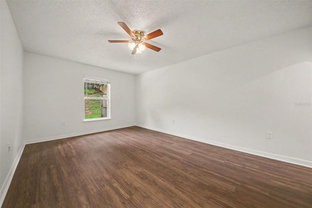 909 BRISTLE CONE COURT, Minneola, FL 34715