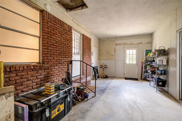 716 County Road 4757, Boyd, TX 76023
