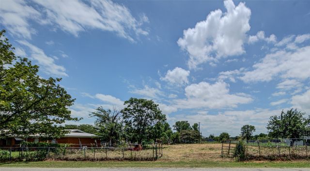 716 County Road 4757, Boyd, TX 76023