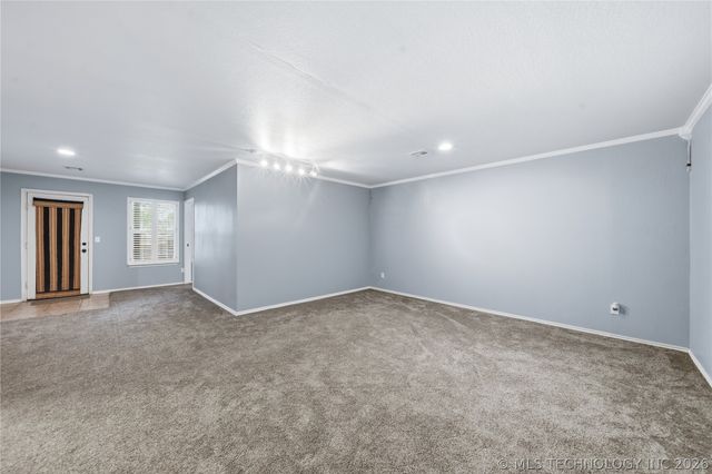 14178 N 108th East Avenue, Collinsville, OK 74021