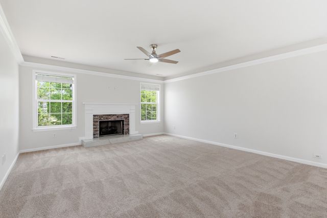1710 Tellico Dr, Thompsons Station, TN 37179
