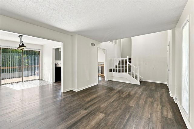 2103 NE 79th Terrace, Kansas City, MO 64118