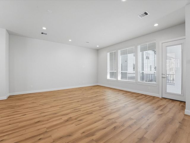 2706 Grand Fountains Drive H, Houston, TX 77054