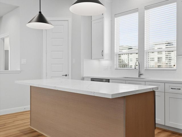 2706 Grand Fountains Drive H, Houston, TX 77054