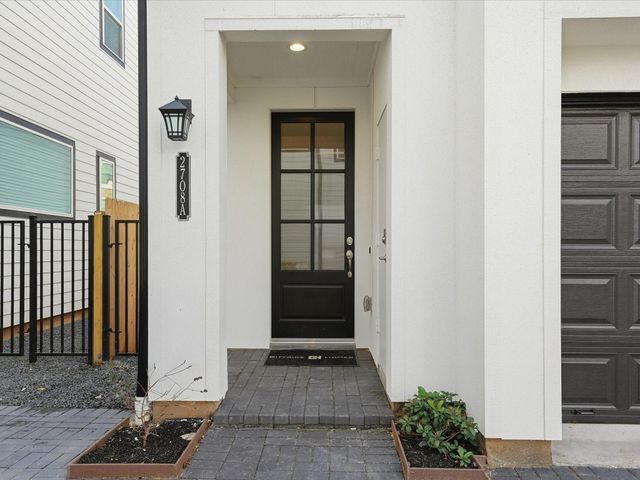 2706 Grand Fountains Drive H, Houston, TX 77054