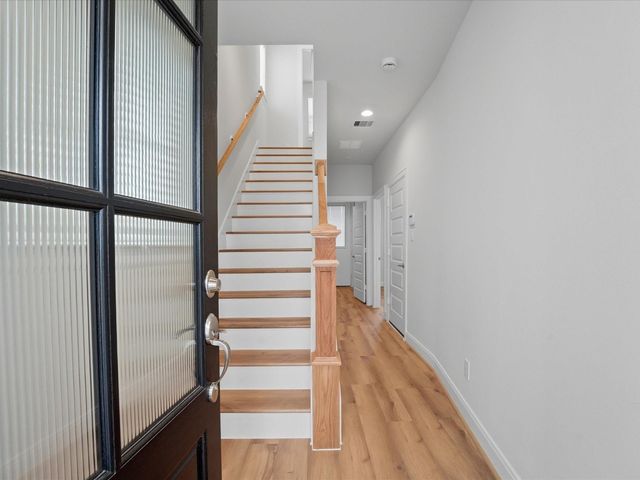 2706 Grand Fountains Drive H, Houston, TX 77054