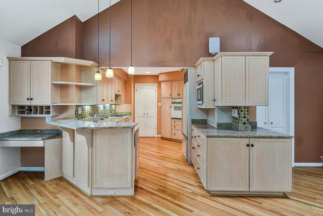 1604 OLD STAGE RD, Alexandria, VA 22308