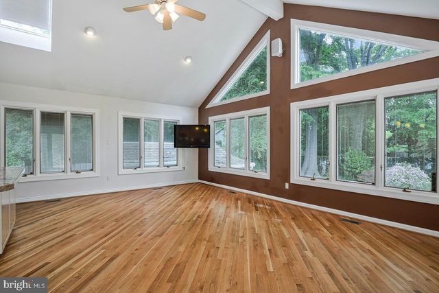 1604 OLD STAGE RD, Alexandria, VA 22308