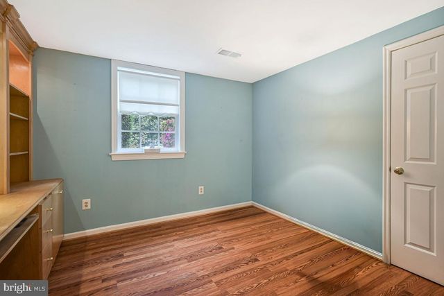1604 OLD STAGE RD, Alexandria, VA 22308