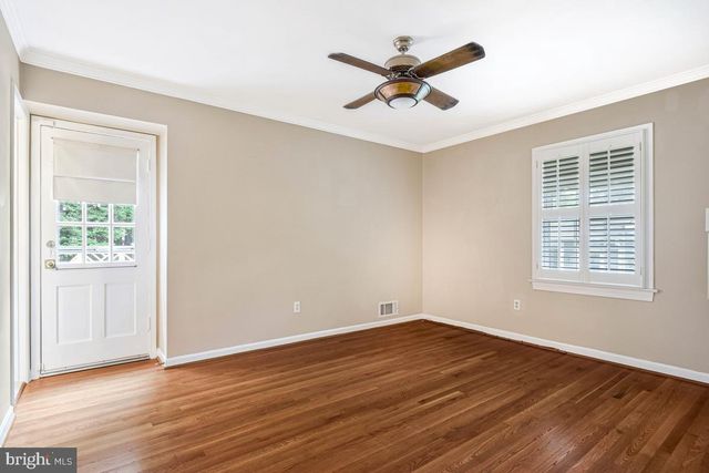 1604 OLD STAGE RD, Alexandria, VA 22308