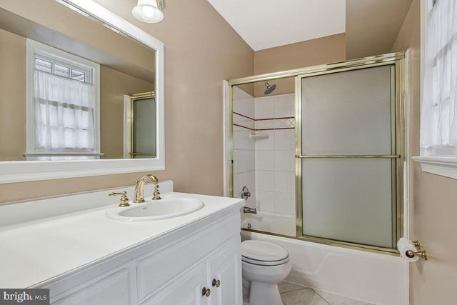 1604 OLD STAGE RD, Alexandria, VA 22308