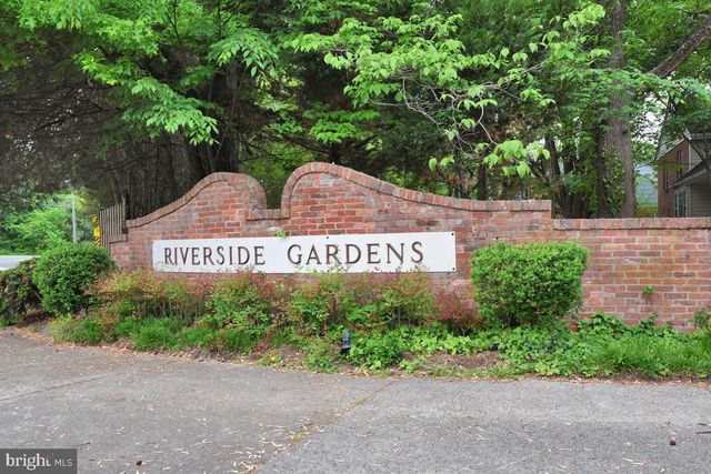 1604 OLD STAGE RD, Alexandria, VA 22308