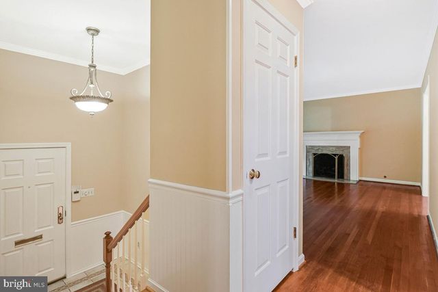 1604 OLD STAGE RD, Alexandria, VA 22308