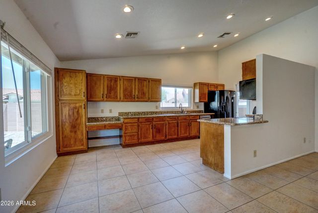 15041 S 39TH Place, Phoenix, AZ 85044