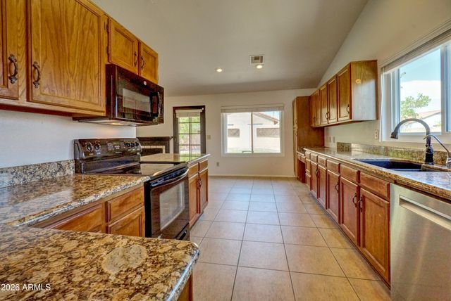 15041 S 39TH Place, Phoenix, AZ 85044