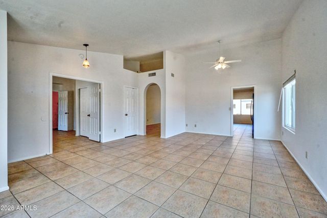 15041 S 39TH Place, Phoenix, AZ 85044