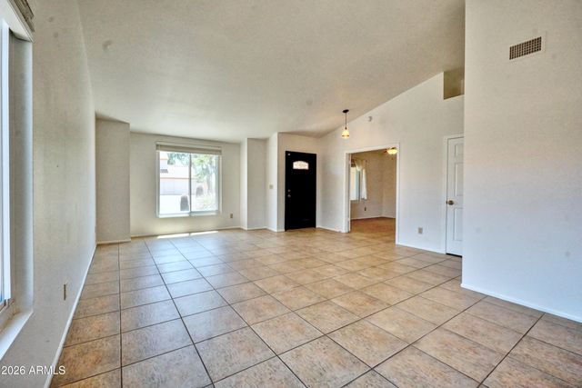 15041 S 39TH Place, Phoenix, AZ 85044