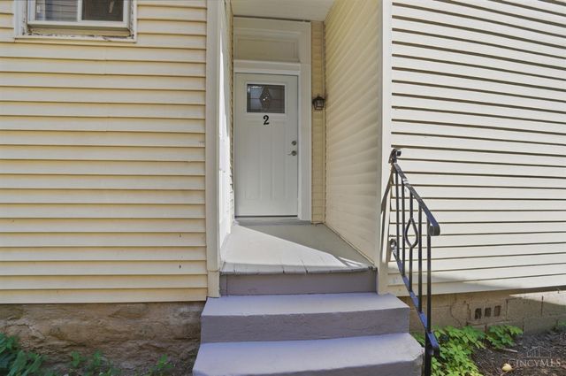 506 Maple Street, Elmwood Place, OH 45216