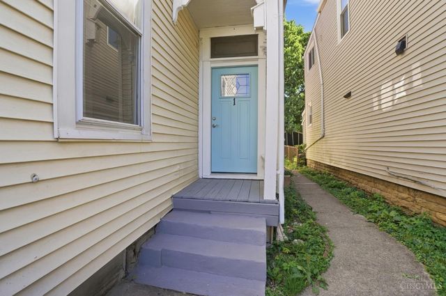 506 Maple Street, Elmwood Place, OH 45216