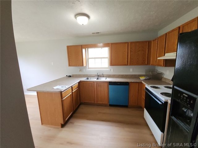 405 Parker Place, Jeffersonville, IN 47130