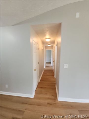 405 Parker Place, Jeffersonville, IN 47130
