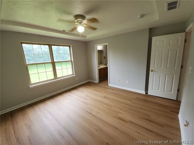 405 Parker Place, Jeffersonville, IN 47130