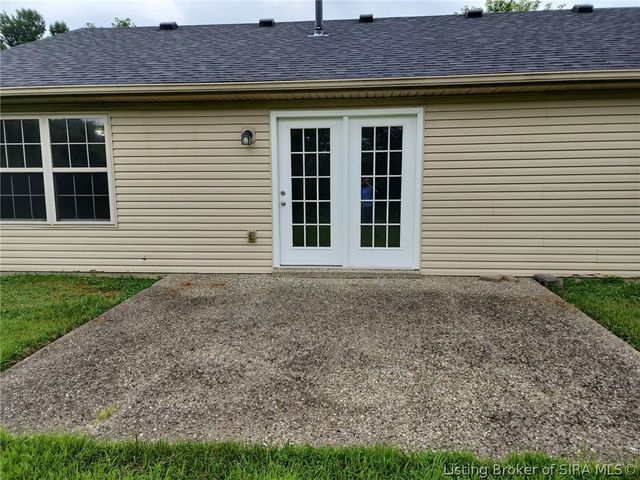 405 Parker Place, Jeffersonville, IN 47130