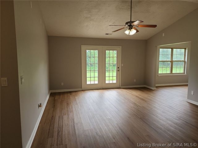 405 Parker Place, Jeffersonville, IN 47130