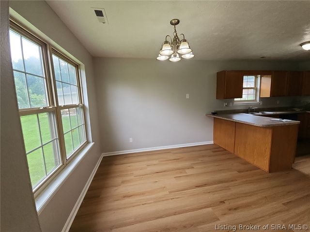 405 Parker Place, Jeffersonville, IN 47130