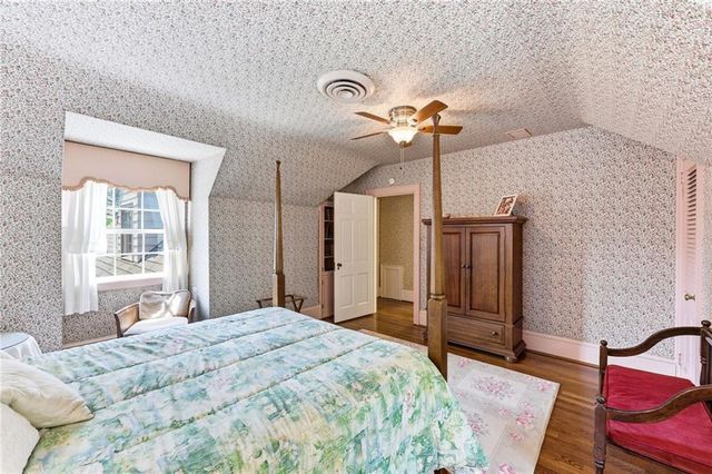 511 Dixon Drive, Gainesville, GA 30501