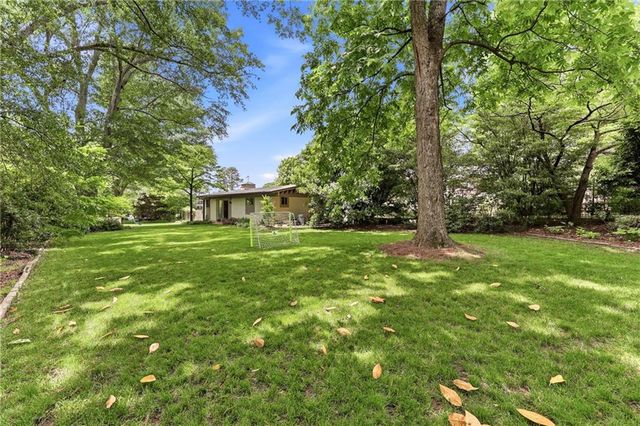 511 Dixon Drive, Gainesville, GA 30501