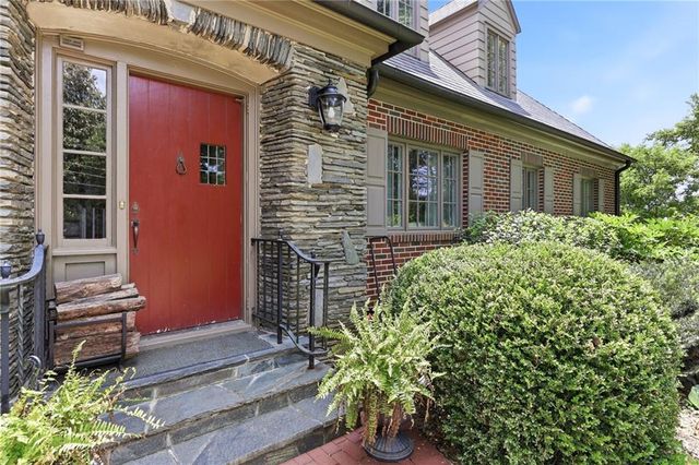 511 Dixon Drive, Gainesville, GA 30501