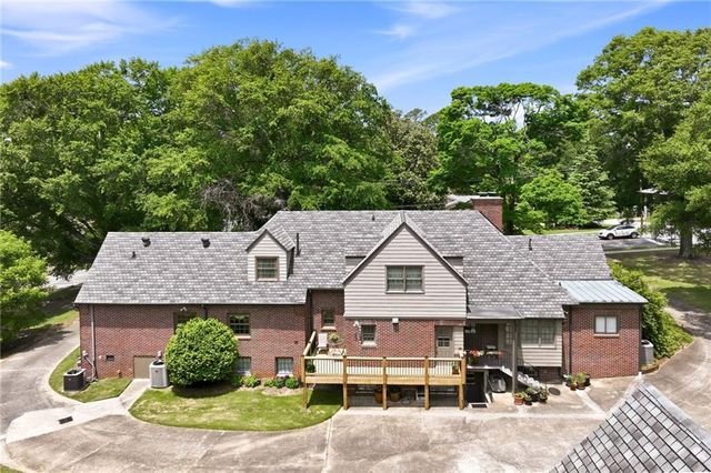 511 Dixon Drive, Gainesville, GA 30501