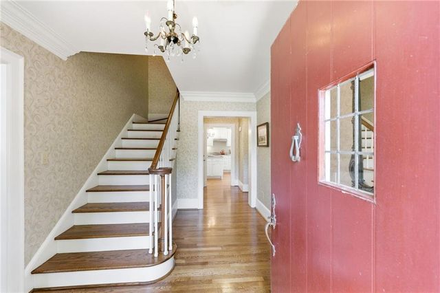 511 Dixon Drive, Gainesville, GA 30501