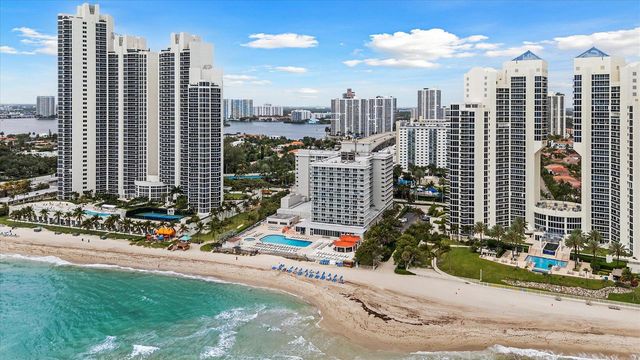 19201 Collins Avenue 114, Sunny Isles Beach, FL 33160